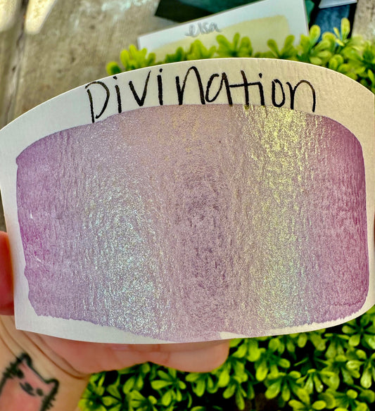 Divination | Colorshift | Chameleon, handmade watercolor, watercolors, gift ideas, watercolor art, colorshift paint, handmade cards