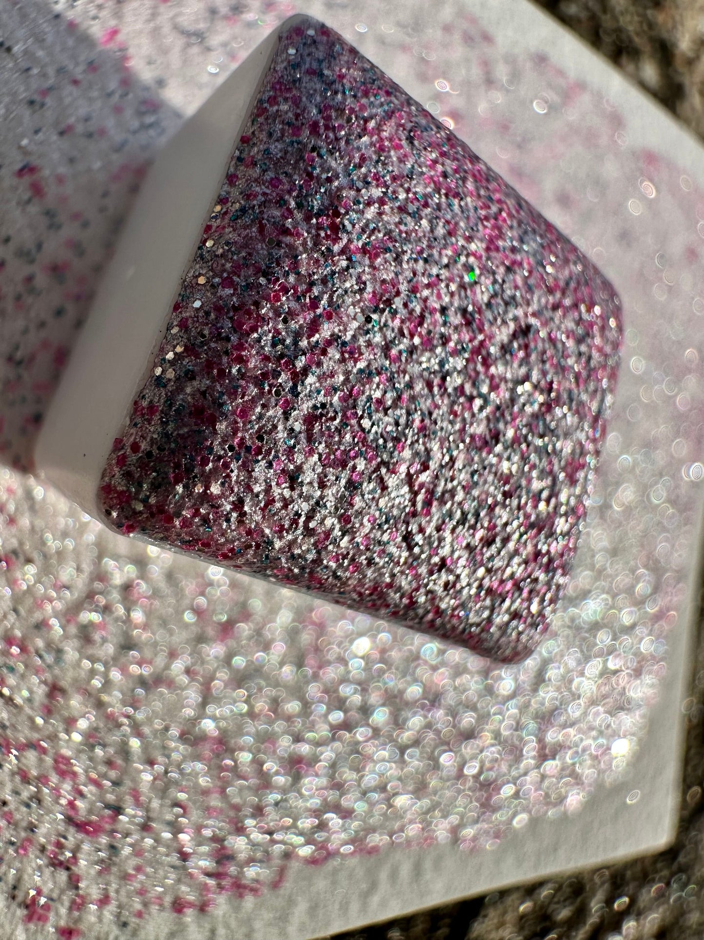 Face Palm | Glitter Mica Blend | Handmade Watercolors | Handmade Paint | Calligraphy | Lettering | Flake Pigment