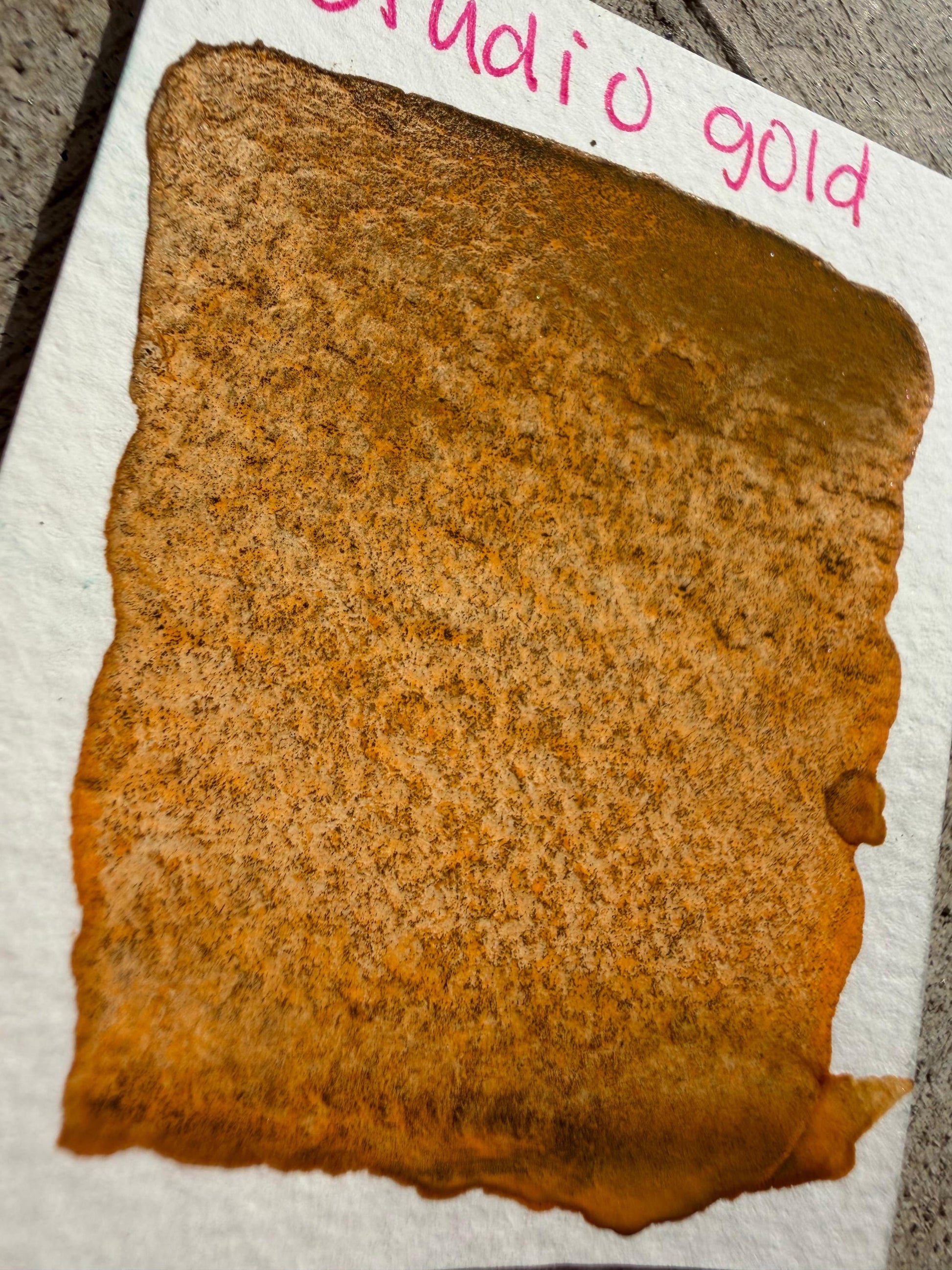 Studio Gold - Granulating Matte