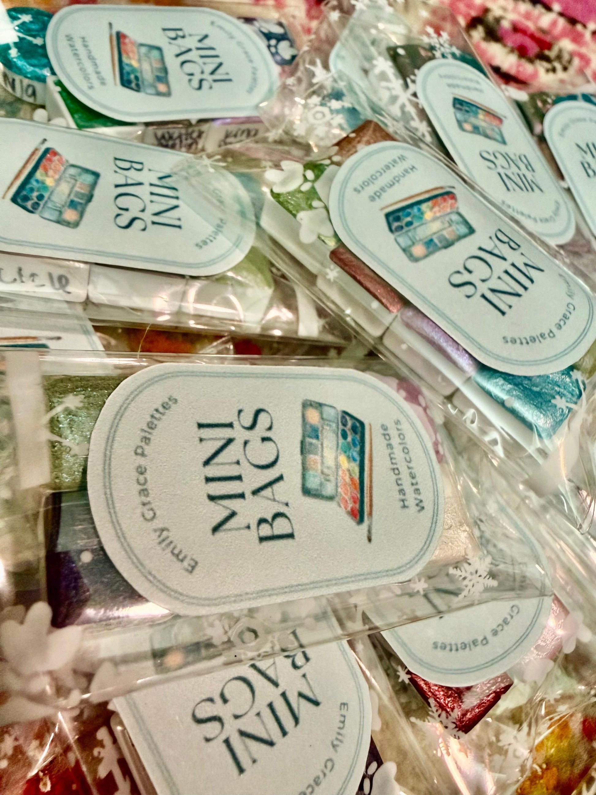 Grab Bag of 8 MINIS