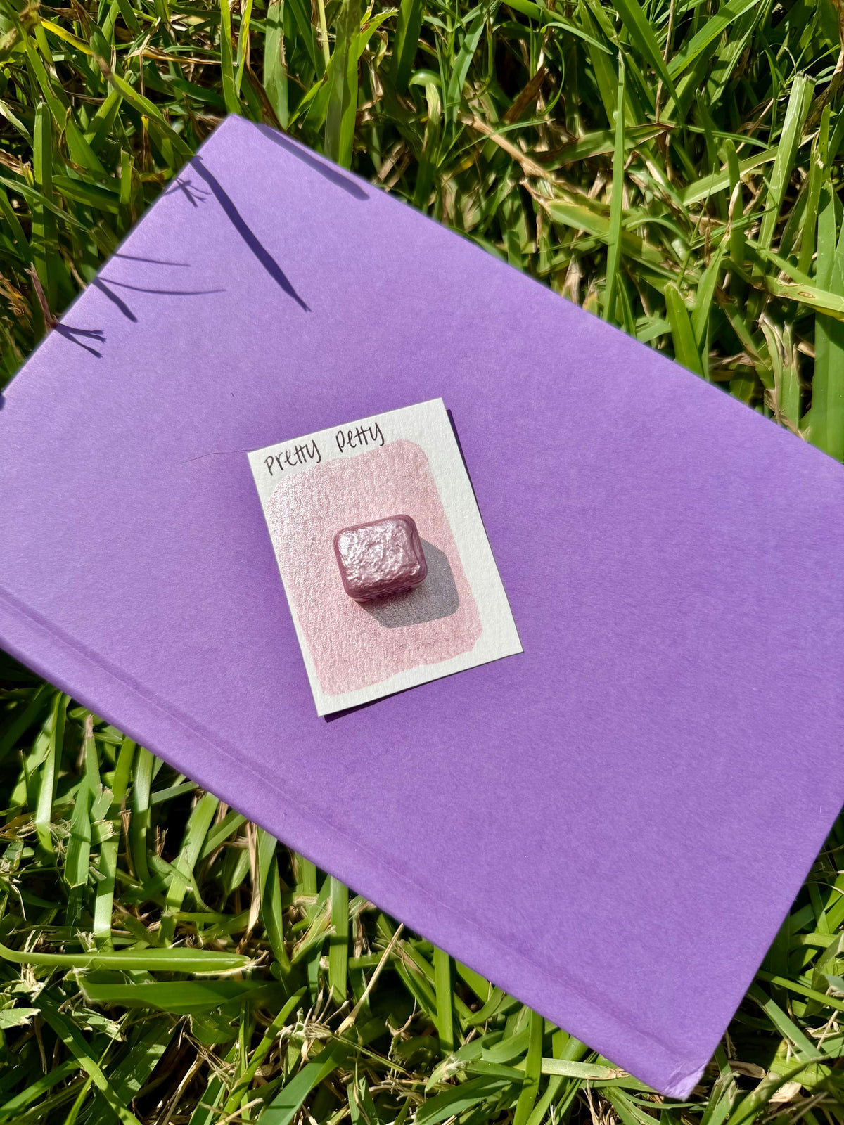 Pretty Petty | Watercolors | LIMITEDCOLOR | Handmade Watercolors | Handmade Paint | Artist Watercolor |